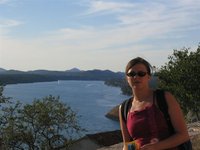 Dufka Hajnalka angol fordítás